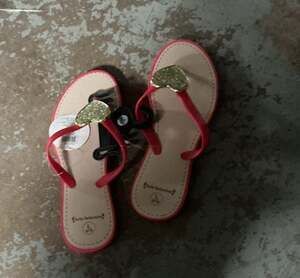 Sole Selection Women's Red Thong Flip Flops with Gold Heart Detail size large